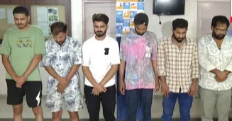 Ahmedabad Airport પરથી 2.10 કરોડના ગાંજા સાથે 7ની ધરપકડ