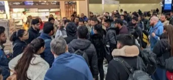 Kuwait Airport પર 13 કલાકથી 60 ભારતીયો ફસાયા