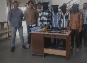 રેપિડો બાઈક ચલાવતી રેકી કરતી અને રાત્રે લૂંટ ચલાવતી ટોળકીને ઝડપી પાડી.