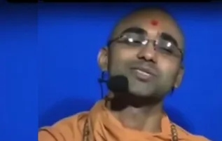 જ્ઞાનપ્રકાશ સ્વામીના એક બાદ એક વિવાદિત વીડિયો વાયરલ