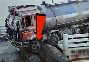 Gambhira Bridge: ગંભીરા બ્રિજ પરથી આખરે 27 દિવસ બાદ ટેન્કરને બ્લૂન સિસ્ટમથી ઉતારી લેવામાં આવ્યું